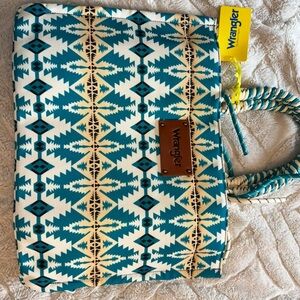 Wrangler Aztec Teal and Cream Women's Tote Bag